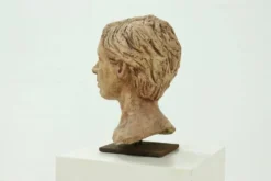 Buste de femme sculpté en studio, années 1970