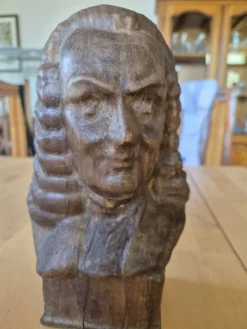 Buste de J.S Bach sculpté en bois - statuette vintage