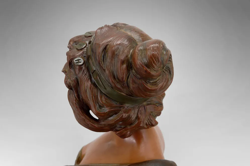 Buste de Judith en terre cuite par Ricardo Aurilli, circa 1900-1910
