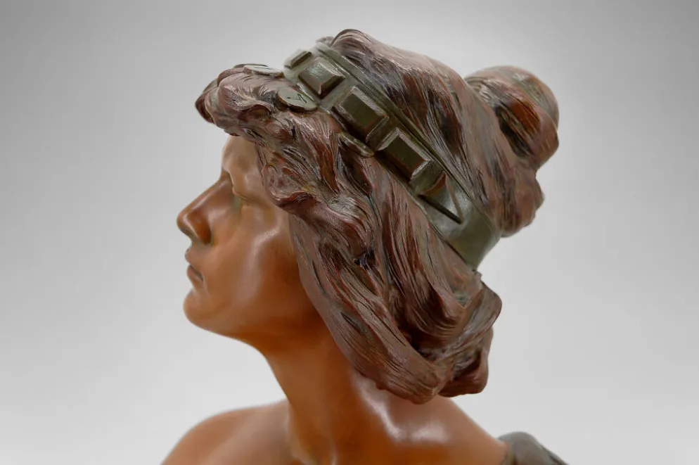 Buste de Judith en terre cuite par Ricardo Aurilli, circa 1900-1910