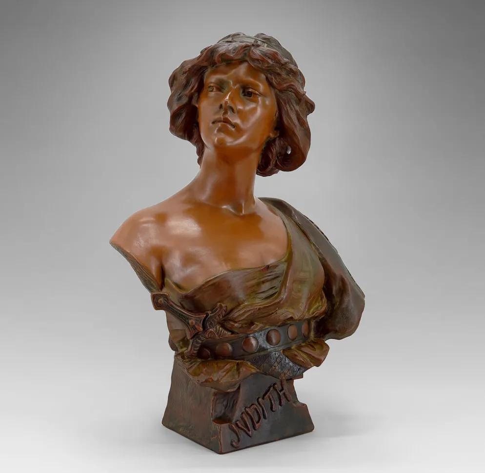 Buste de Judith en terre cuite par Ricardo Aurilli, circa 1900-1910