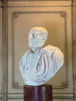 Buste de l’empereur Galba, marbre blanc de Carrare, XVIIIème siècle
