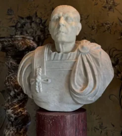 Buste de l’empereur Galba, marbre blanc de Carrare, XVIIIème siècle