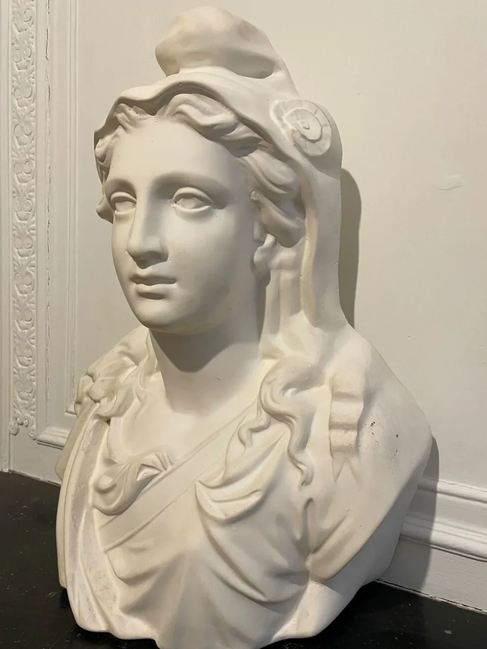 Buste de Marianne en plâtre modèle Mauger