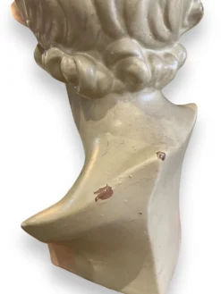 Buste d'Eros en terre cuite émaillée