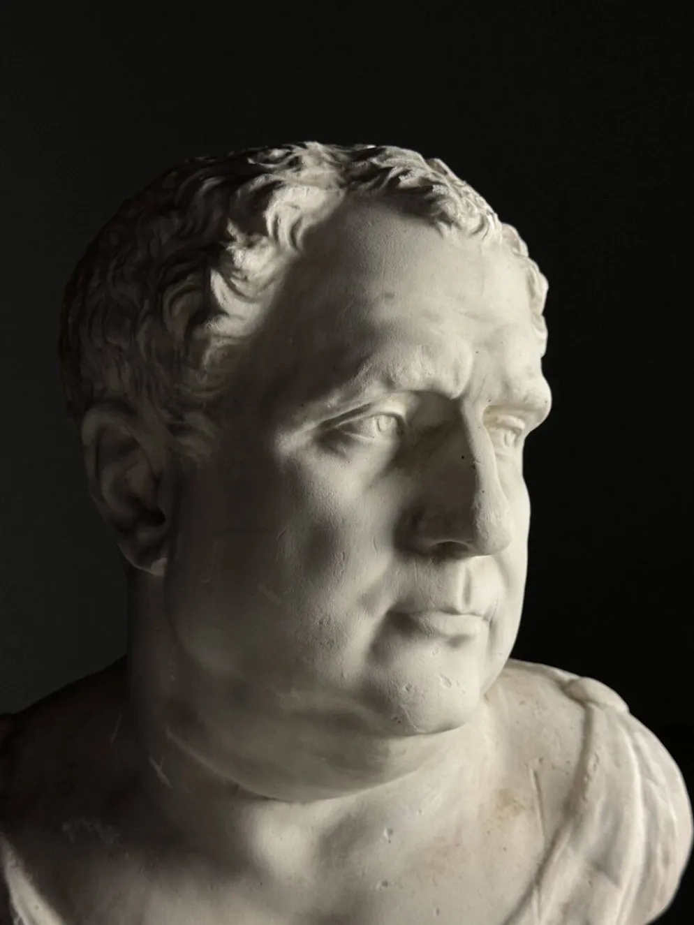 Buste de Vitellius en plâtre romain, 20e siècle.