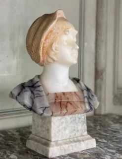 Buste d’une jeune fille en albâtre par Riccardo Aurilli