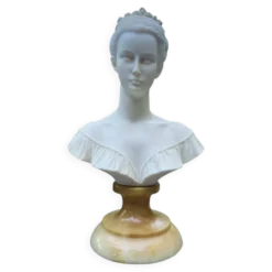 Buste en albâtre Manon Lescaut signé Arnaldo Giannelli