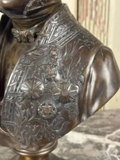 Buste en bronze de l’amiral Hucos, signé Dubray 1854