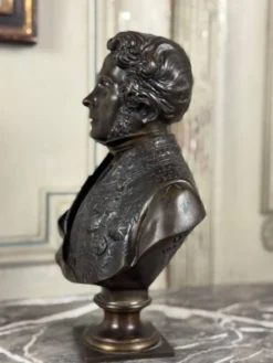 Buste en bronze de l’amiral Hucos, signé Dubray 1854