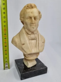 Buste en cire du compositeur Frédéric Chopin, 16 cm