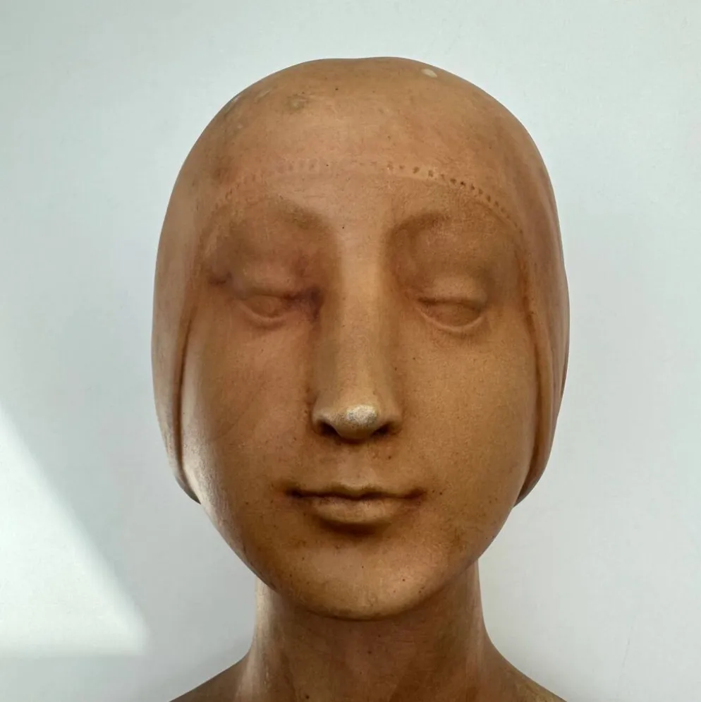 Buste en gres Francesco Laurana Mougin Nancy
