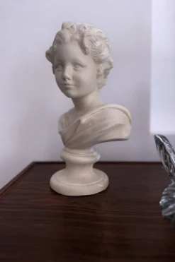 Buste en plâtre