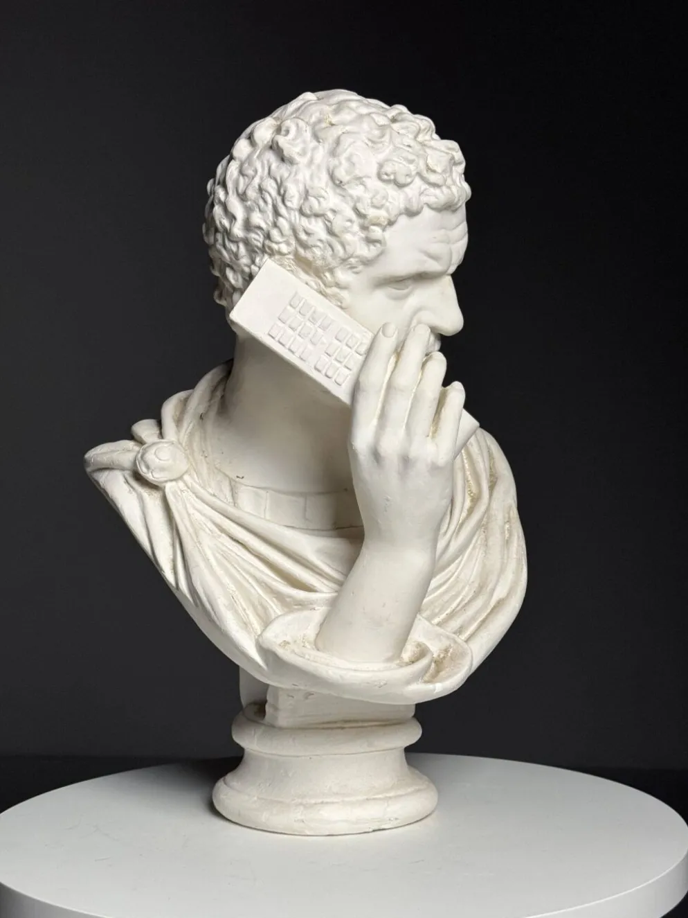 Buste en plâtre de Caracalla appelant