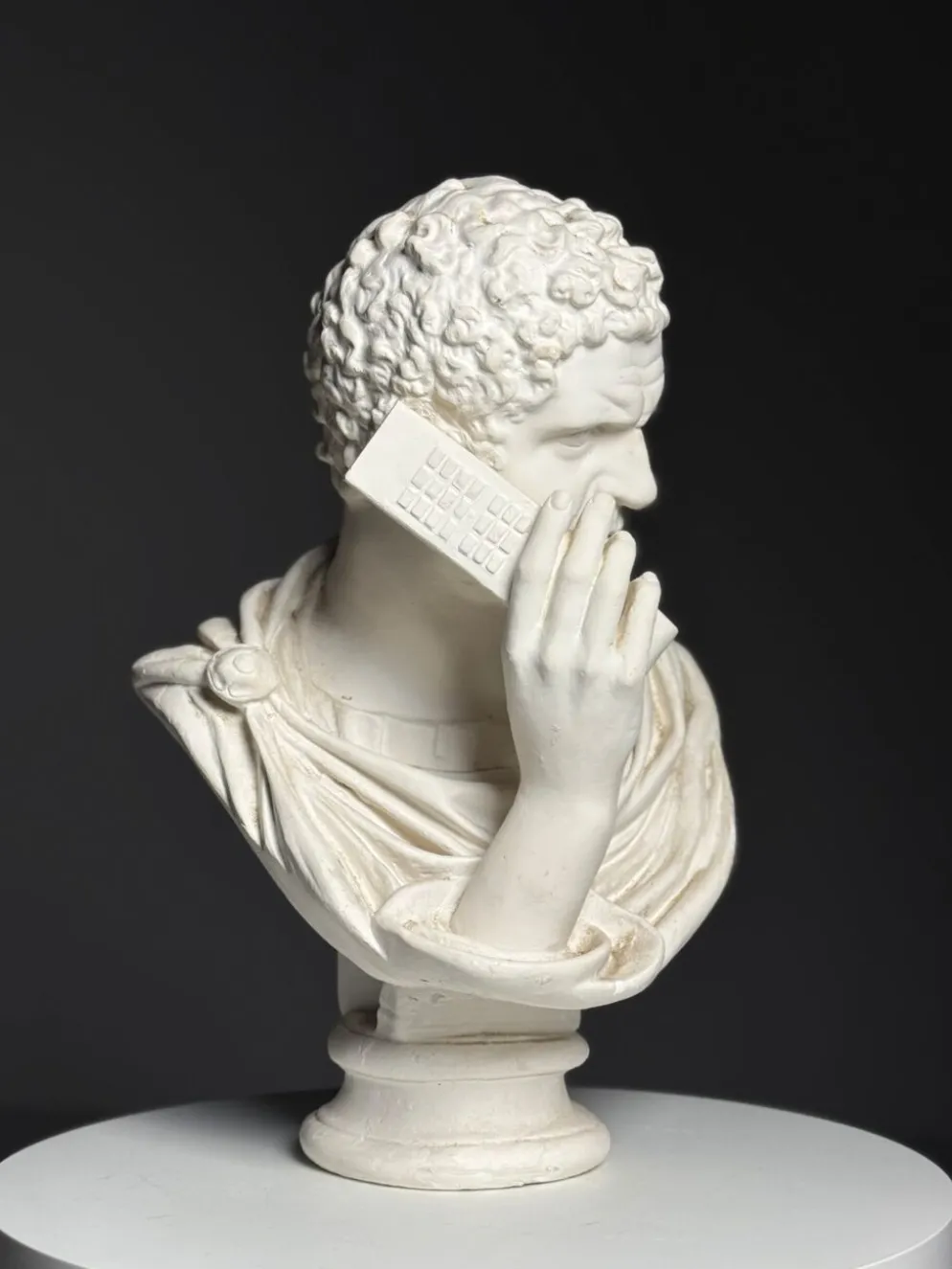 Buste en plâtre de Caracalla appelant