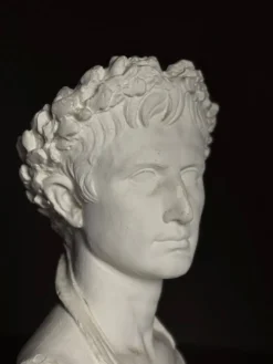 Buste en plâtre de l'empereur Auguste