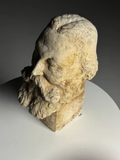 Buste en plâtre tête classique