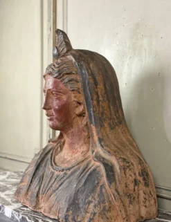 Buste en terre cuite de style étrusque, objet grand tour, XIXème siècle