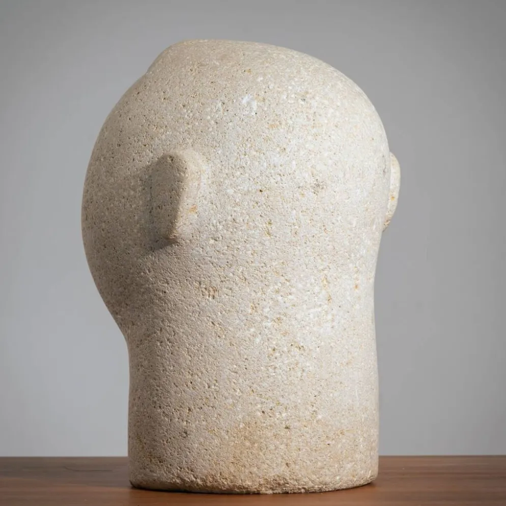 Buste masculin sculpté moderniste en grès