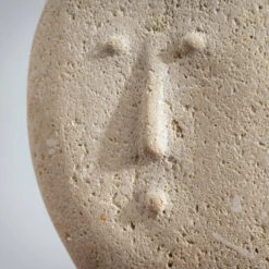 Buste masculin sculpté moderniste en grès