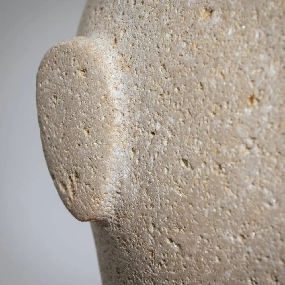 Buste masculin sculpté moderniste en grès