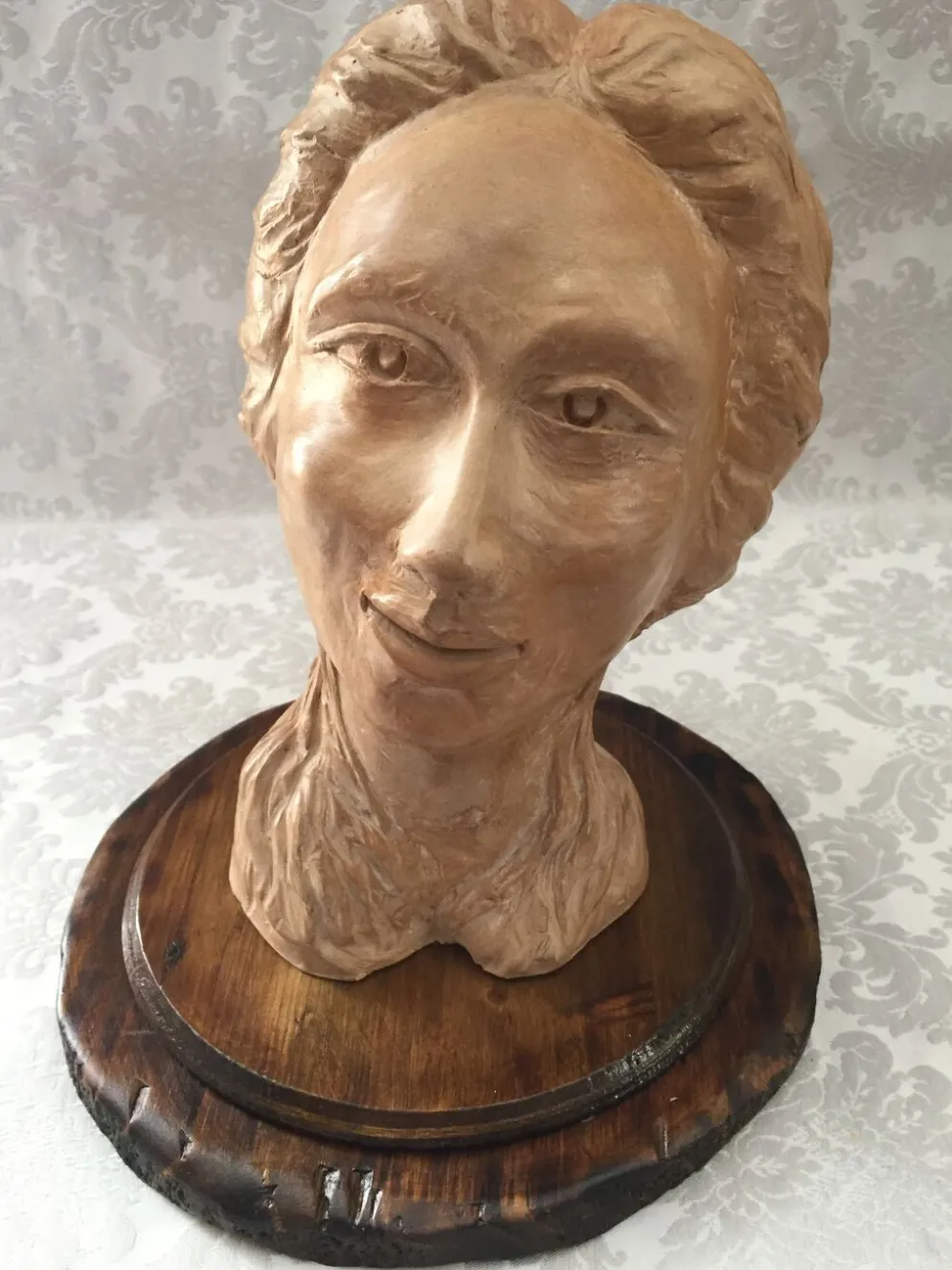 Buste sculpture en terre crue d'atelier visage de femme art design 1950