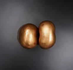 Bustes d'homme et de femme en bronze
