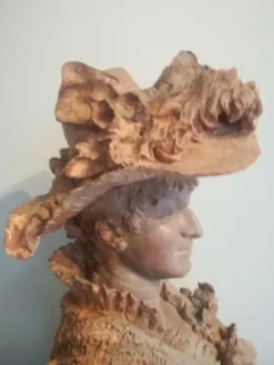 Buste signé D. Van Den Bossche en terre cuite