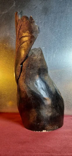 Buste signé 