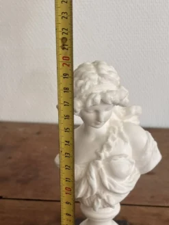 Buste Statuette Femme Resine Style Neoclassique Socle Marbre