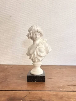 Buste Statuette Femme Resine Style Neoclassique Socle Marbre