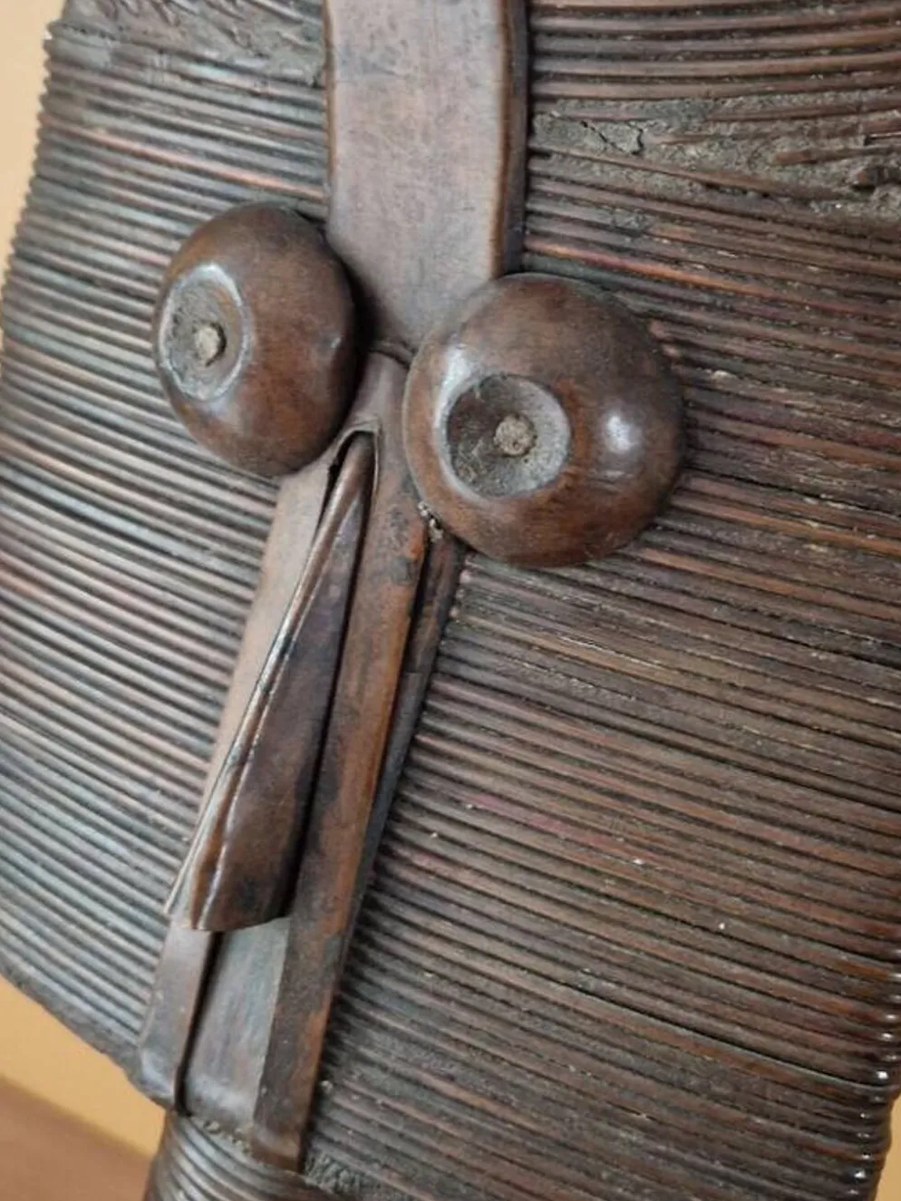 Bwété, figure de gardien reliquaire - Kota Mahongwé, Gabon - bois et cuivre