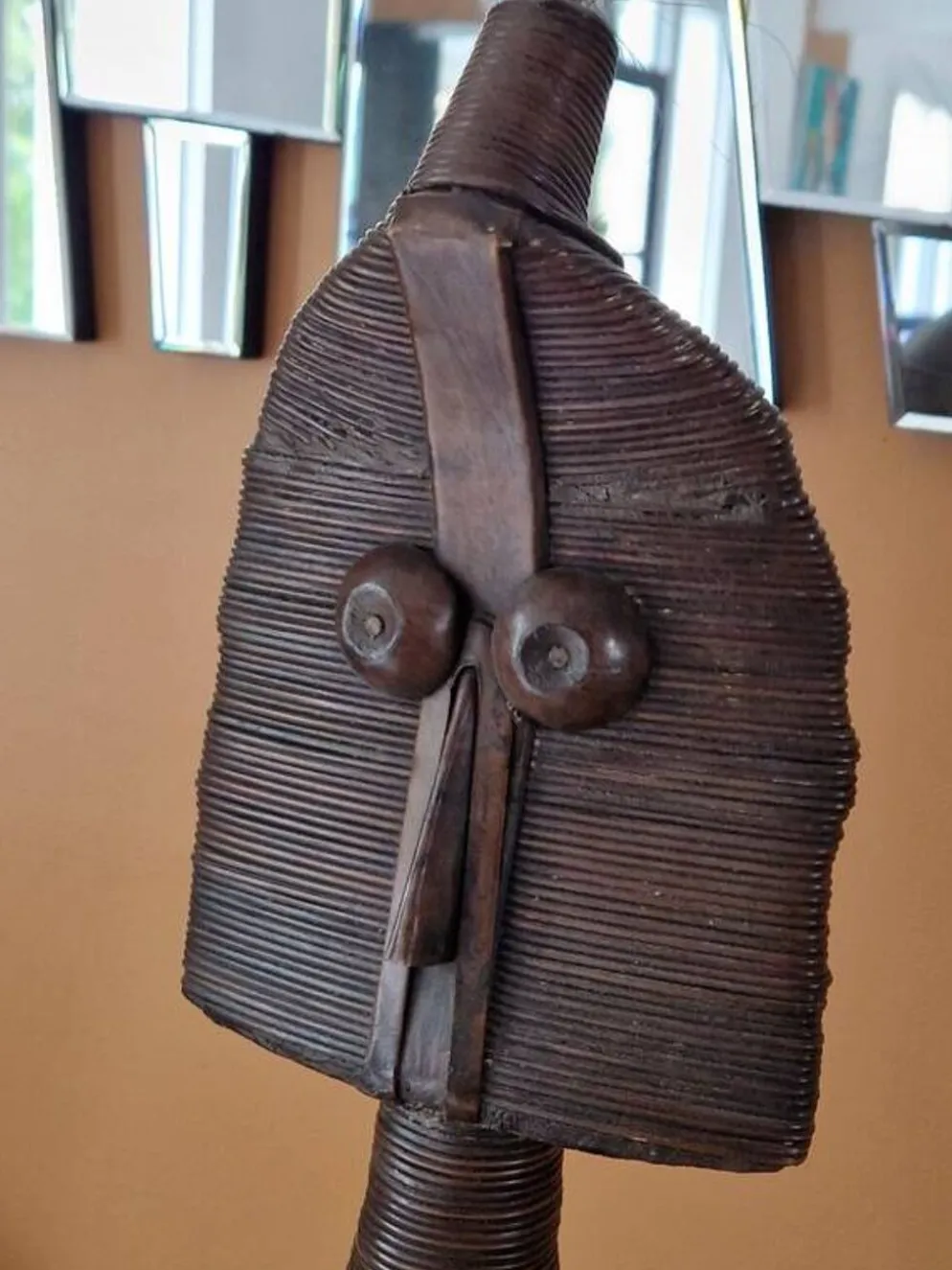 Bwété, figure de gardien reliquaire - Kota Mahongwé, Gabon - bois et cuivre