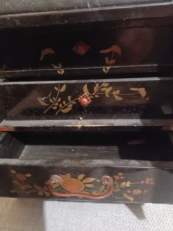 Cabinet miniature japon