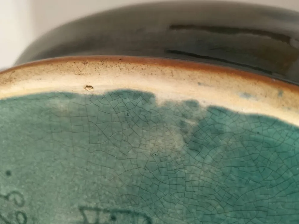 Cache-pot Art déco lobé en faïence émaillée vert turquoise