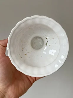 Cache-pot céramique blanche godronné