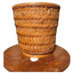 Cache pot en osier vintage