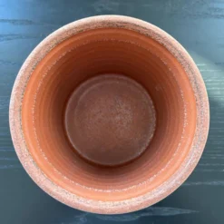 Cache pot en terre cuite