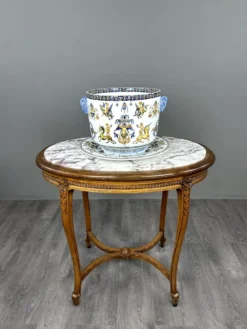Cache-pot et son présentoir Gien, Collection Renaissance, XXe Siècle