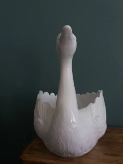 Cache pot jardinière cygne 34 cm