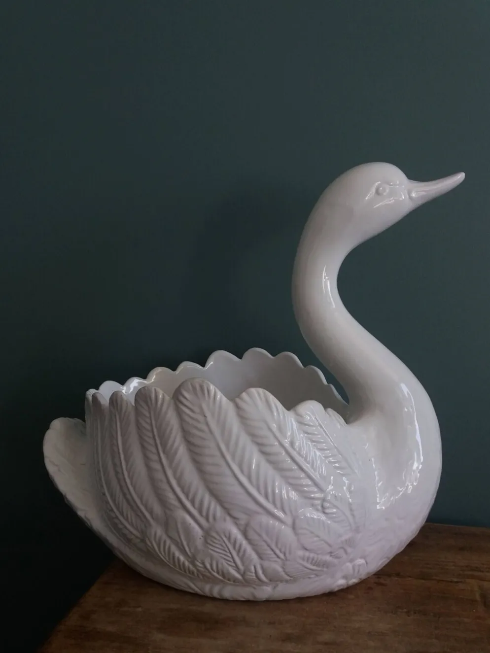 Cache pot jardinière cygne 34 cm