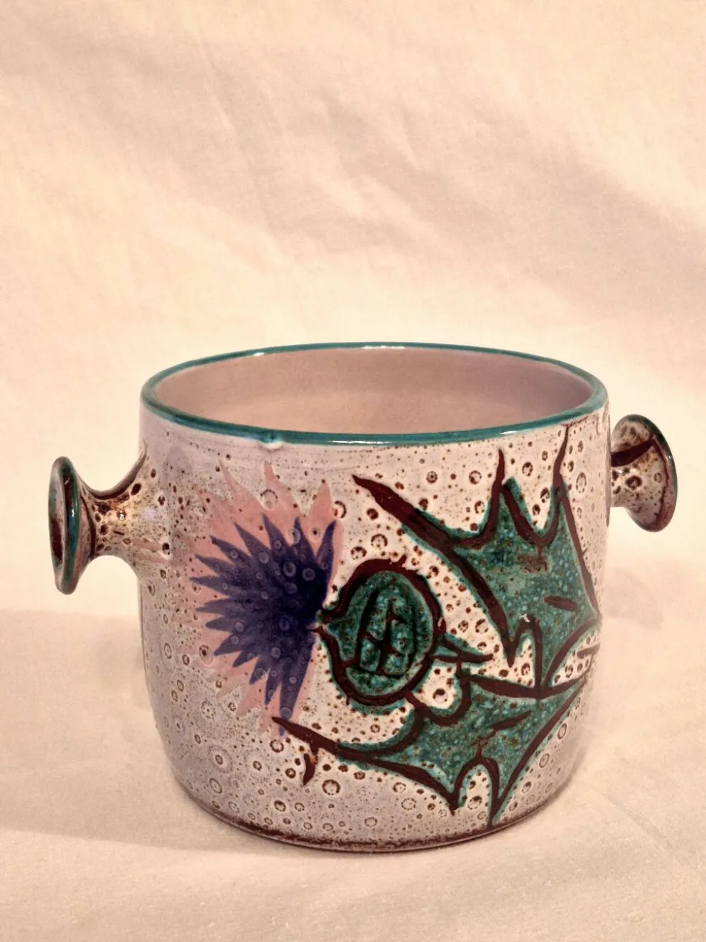 Cache-pot, Vase, Pot couvert, Vallauris motif « Aux Chardons » par E.Danie