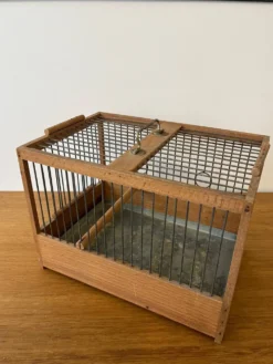Cage oiseau en bois ancienne