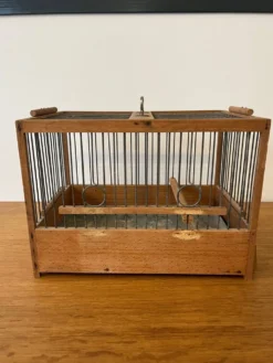 Cage oiseau en bois ancienne