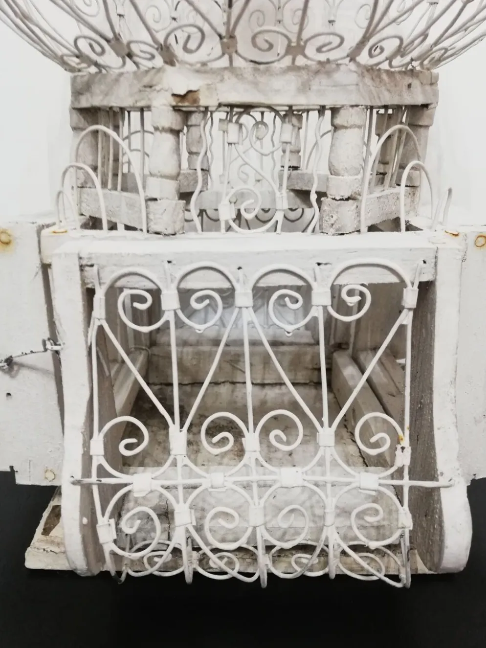 Cage à oiseaux ancienne métal et bois