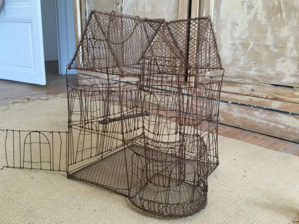Cage à oiseaux artisanale en fil de fer