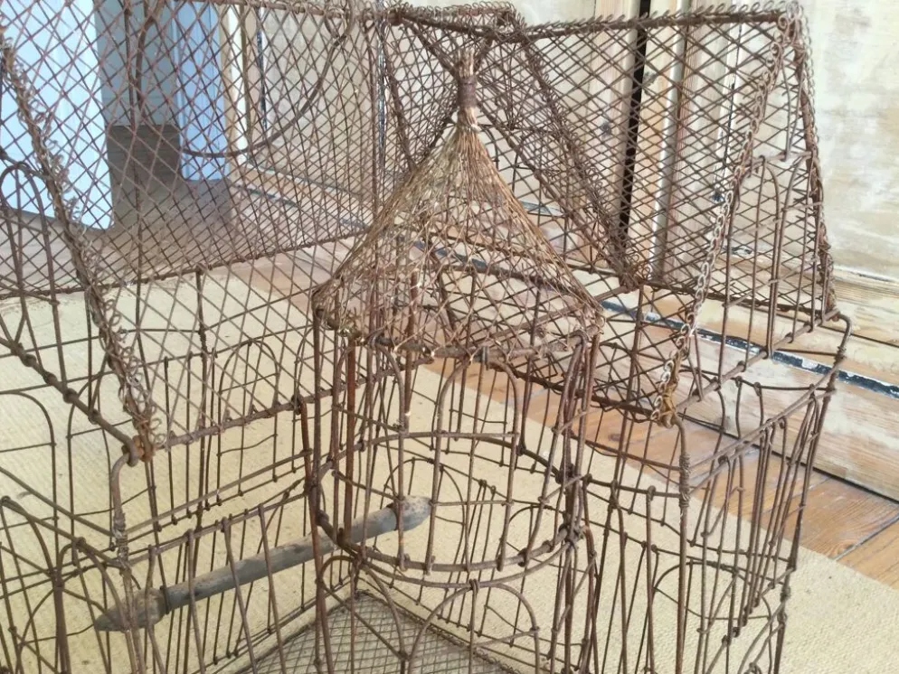 Cage à oiseaux artisanale en fil de fer
