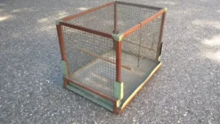 Cage à oiseaux art populaire ancien