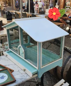 Cage à oiseaux en bois