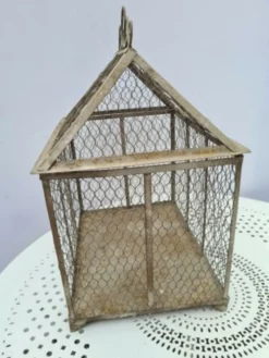 Cage à oiseaux en fer